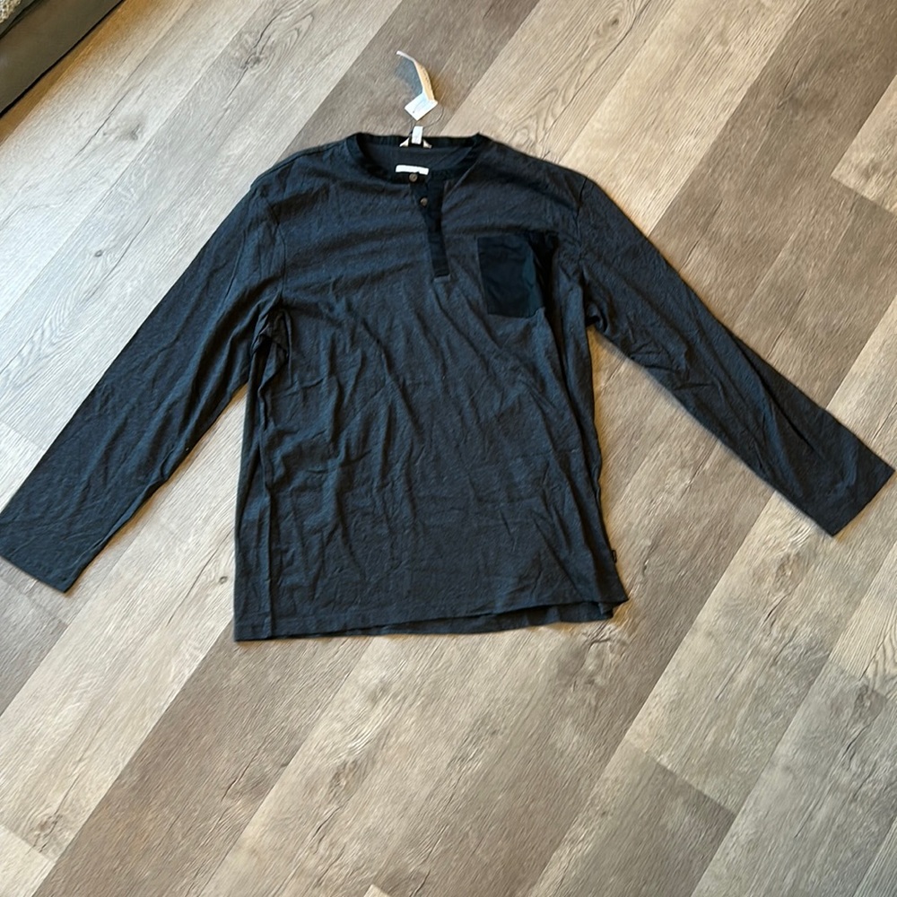Calvin Klein Liquid Touch Long Sleeve Henley with Pocket (401542X) XL NWT - A23